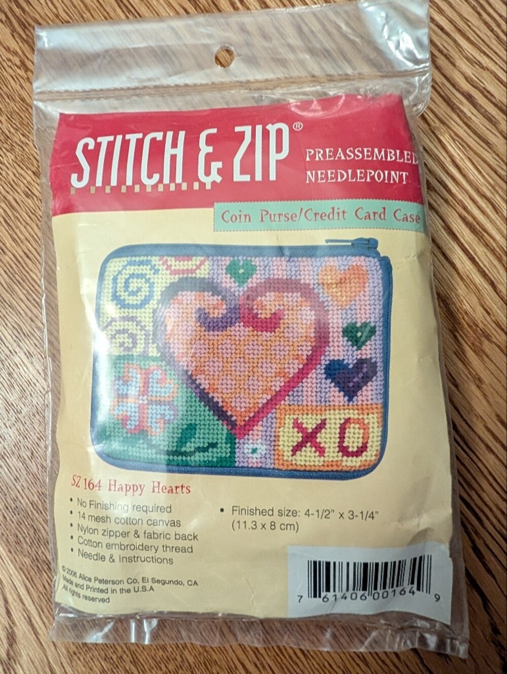 Heart Print Needlepoint Zipper Pouch Kit Alice Peterson Stitch & Zip Coin Purse
